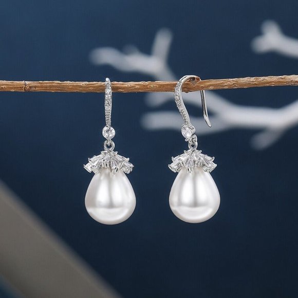 2ct Diamond 18K White Gold Hanging Pearl Earrings Womens Silver Authentic Pearls